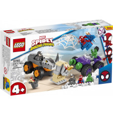 Bricks Super Heroes 10782 Hulk vs. Rhino Truck Showdown