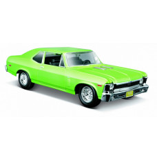 Composite model Chevy Nova SS 1970 green 1:24