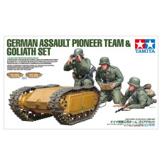 Plastic model German Goliath with Pioneer Team