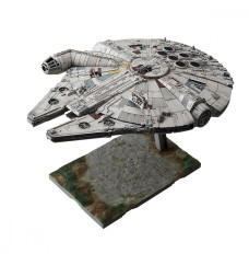 Plastic model Star Wars Millennium Falcon 1 144