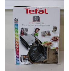 SALE OUT. | TEFAL | Sandwich Maker | SW854D | 700 W | Number of plates 4 | Number of pastry 2 | Black/Stainless steel | DAMAGED PACKAGING, SCRATCHED ON TOP