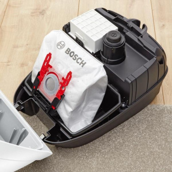 Bosch Vacuum cleaner ProSilence BGB6SIL1 Bagged Power 700 W Dust capacity 4 L White